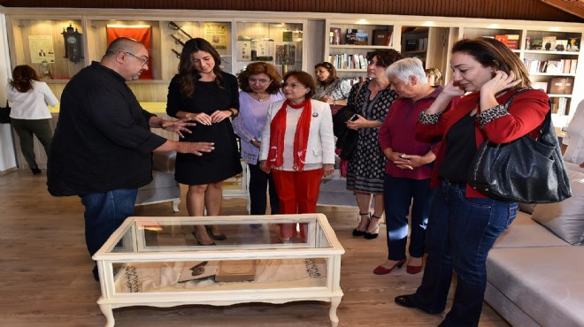 İzmir in  First Lady lerinden Ata nın Evi ne ziyaret