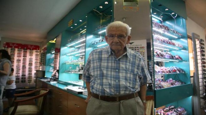 İzmir’in ihtiyar delikanlısı: 92 yaşındaki tam gün mesai!