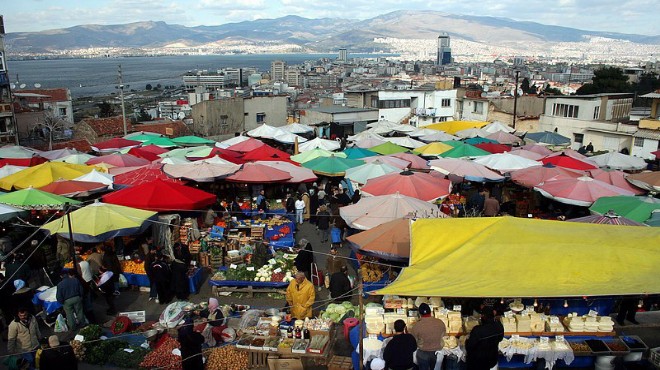 İzmir in tarihi pazarı taşınıyor!