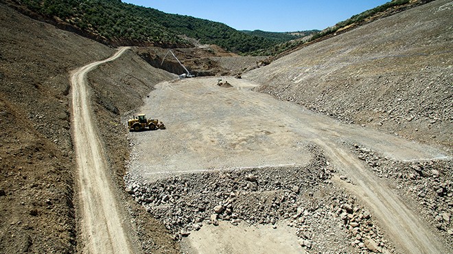İzmir in yeni barajında çalışmalar tam gaz