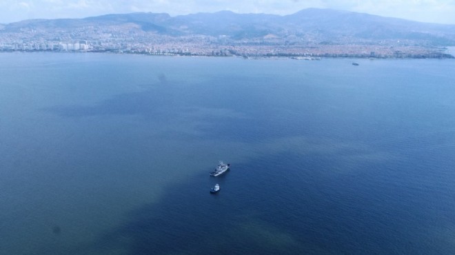 İzmir Körfezi nde yüzülür mü, yüzülmez mi? Bilim insanı tartışmaya son noktayı koydu!