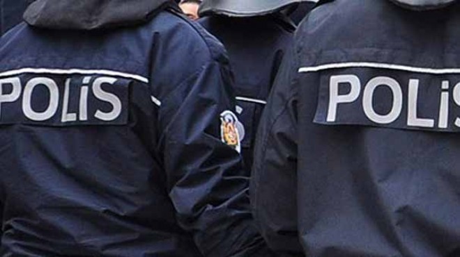 İzmir merkezli uyuşturucu operasyonu: 5 polise gözaltı!