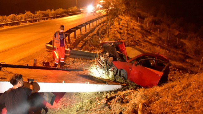 İzmir Otoyolu nda feci kaza: Lastik patladı, şarampole yuvarlandı