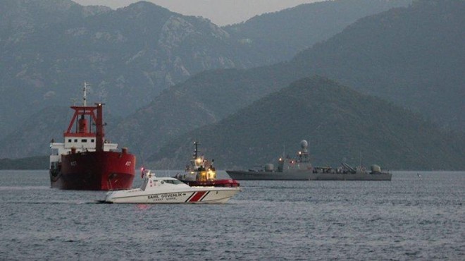 İzmir sularında korkutan olay! Yunan savaş gemisi...