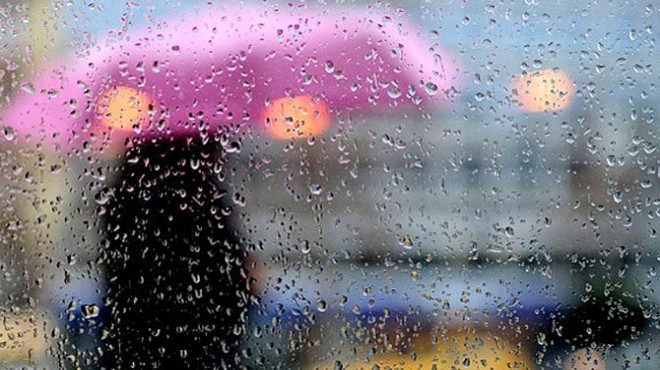 İzmir yağmurla serinledi: 3 ilçe için kritik uyarı!