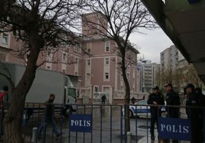 İzmir Emniyeti’nde ‘etek altı’ operasyonu: 7 polis gözaltında 