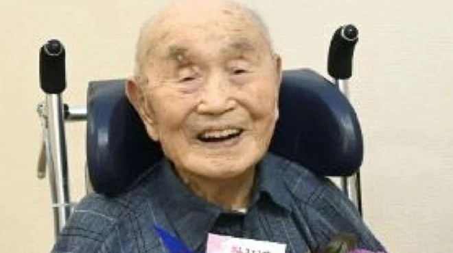Japonya nın  en yaşlı erkeği  112 yaşında öldü