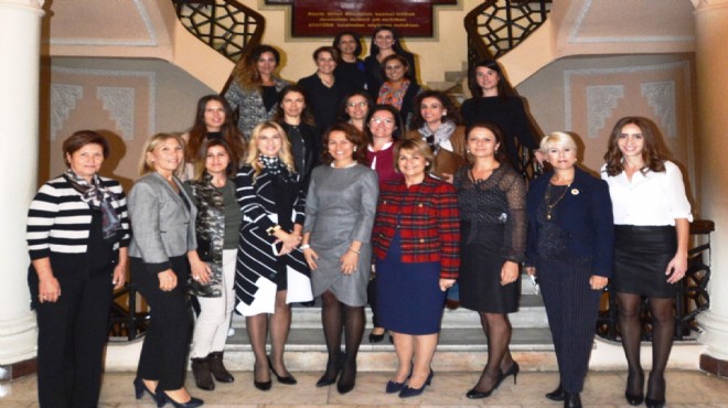 Kadın girişimcilerin İzmir mezunları İTB’de buluştu