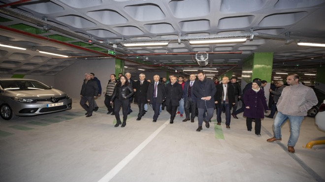 Karabağlar ın  5 yıldızlı  otoparkı yola çıktı: Soyer den  metro  müjdesi