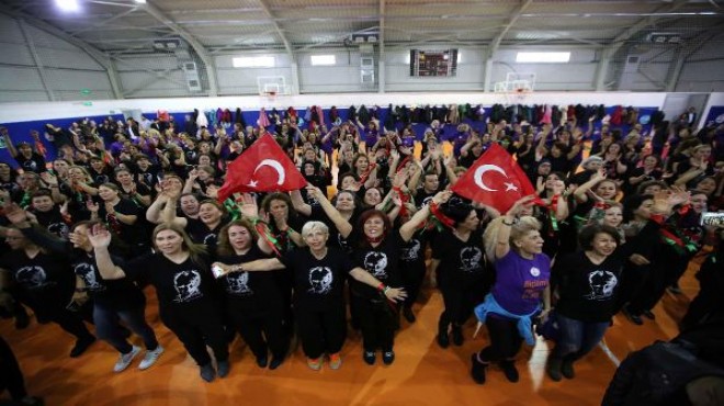 Karşıyaka da coşkulu 8 Mart buluşması:  Eşitlik ve adalet  çağrısı