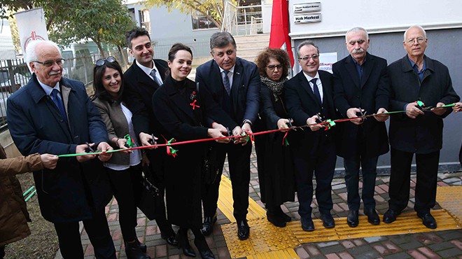Karşıyaka da Hak Merkezi açıldı