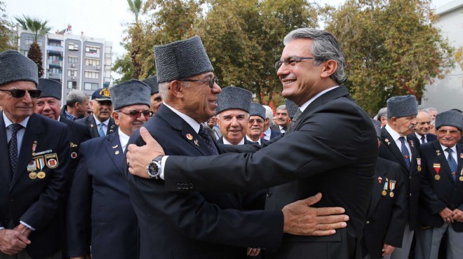 Karşıyaka’da Cumhuriyet töreni
