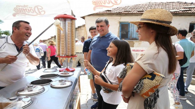 Karşıyaka da  Yamanlar Köy Şenliği  coşkusu