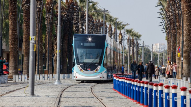 İzmir tramvayı sevdi: İlk haftada kaç yolcu taşındı?