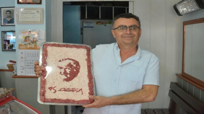 Kasap, et ve kıymadan Atatürk portresi yaptı