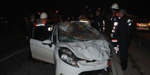 İzmir de aşırı hız faciası: 3 ölü!