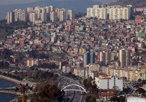 İzmir de kentsel dönüşüme büyük ilgi: Ayda 300 bina...