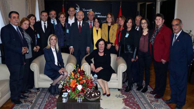Kılıçdaroğlu İzmir’in parti eğitmenlerini ağırladı
