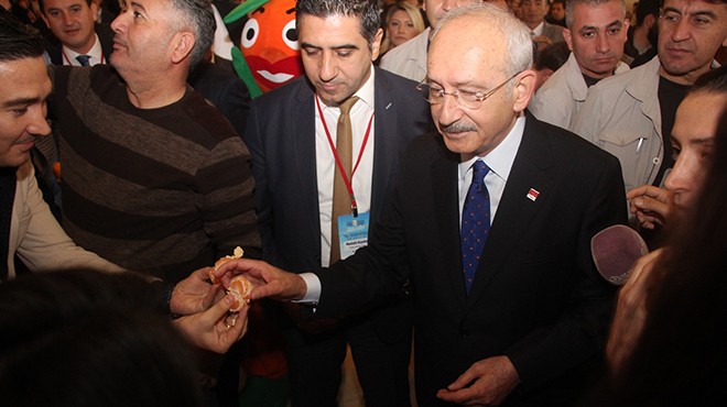 Kılıçdaroğlu na Gümüldür mandalinası ikramı