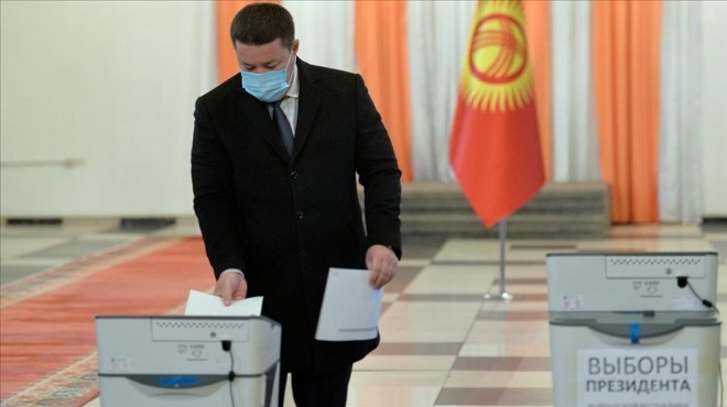Kırgızistan da rejim ve cumhurbaşkanlığı seçimi