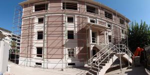 İzmir’in Cumhuriyet’le yaşıt binası yeniden doğuyor 
