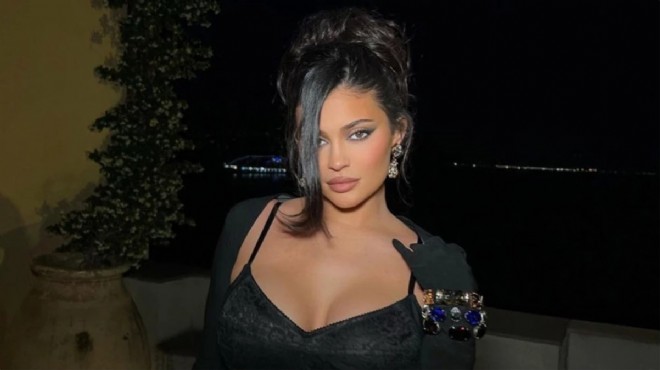 Kylie Jenner, İsrail e destek paylaşımını sildi