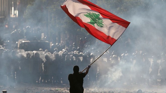 Lübnan da hükümet krizi! Çalışmalar durdu