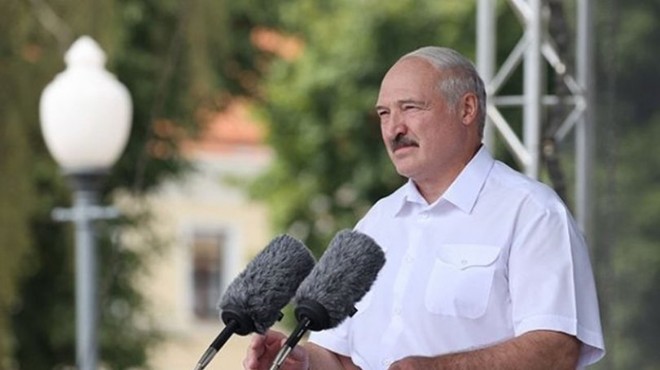 Lukaşenko, Macron un İslam karşıtlığına tepki gösterdi