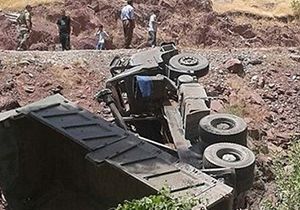 Hakkari de askeri araç kaza yaptı: 1 şehit 