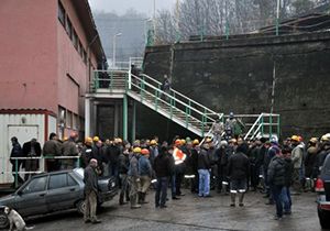 Zonguldak ta madenciler yeraltında eylemde 