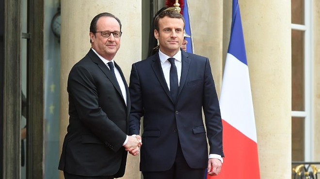 Macron görevi Hollande dan devraldı