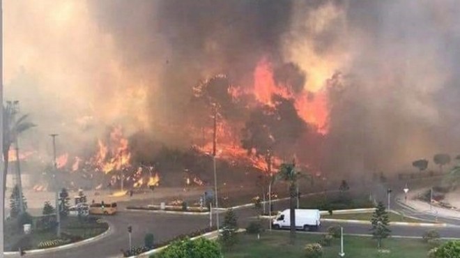 Manavgat ta yangın felaketi sürüyor