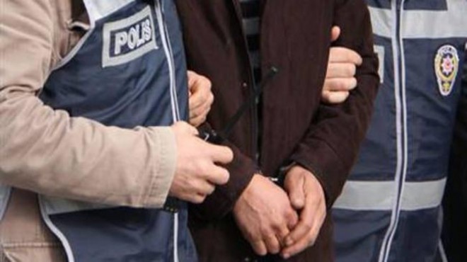 Manisa’da FETÖ operasyonları: 10 polise tutuklama, 20 askere gözaltı
