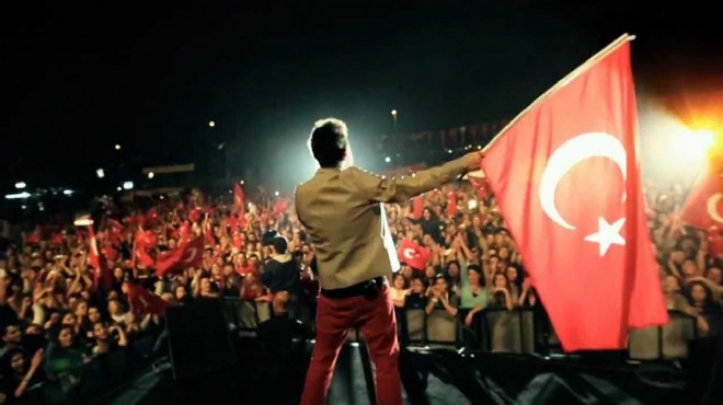 Mehmet KARABEL yazdı... Cumhuriyet Bayramının İzmir Yıldızı!