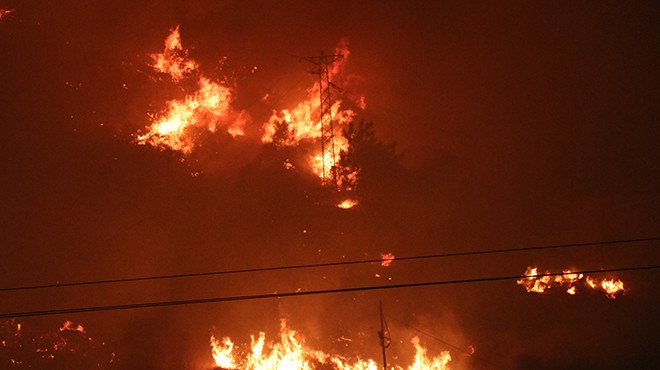 Menderes te 48 saatlik yangın mücadelesi: Kontrol altına alındı!