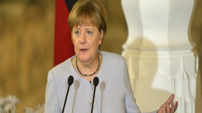 Merkel: Türkiye 3 milyon mülteci için...