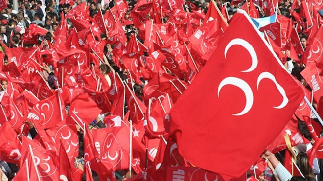 MHP İzmir de o ilçe yeni başkanını seçti