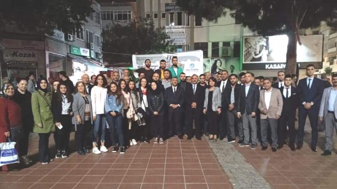 MHP İzmir de  yeşil  buluşma: 5 bin kişi eğitimde