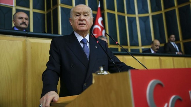 MHP lideri Devlet Bahçeli den af açıklaması