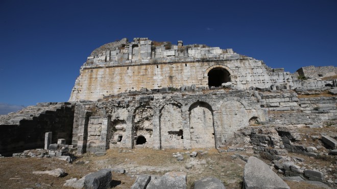 Miletos Antik Kenti ndeki  Kutsal Mağara  ziyarete açıldı