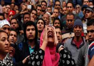 Mısır da kanlı yıldönümü: 20 ölü
