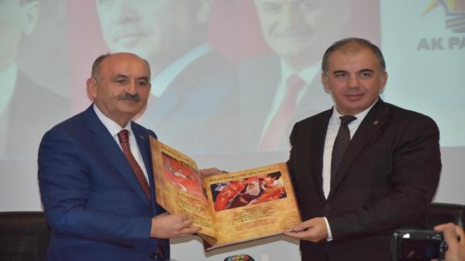 Müezzinoğlu’ndan İzmir mesajları: Kılıçdaroğlu’na gönderme, CHP’ye eleştiri