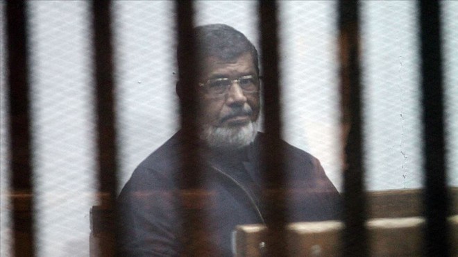 Muhammed Mursi hayatını kaybetti!