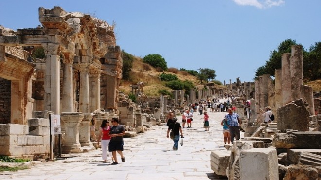 Müze fiyatları el yakıyor: Efes zirvede!