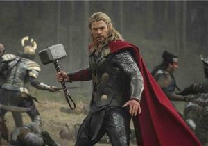Thor gişede de esip gürlüyor