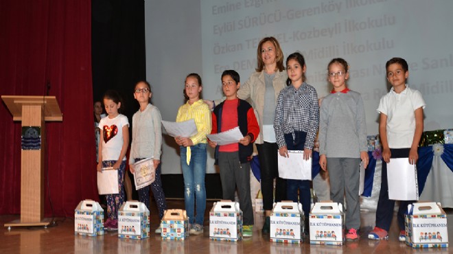 Okuma yarışması Foça’da ödüllendirildi