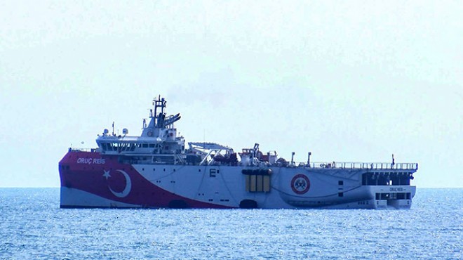 Oruç Reis gemisi Antalya Limanı ndan ayrıldı
