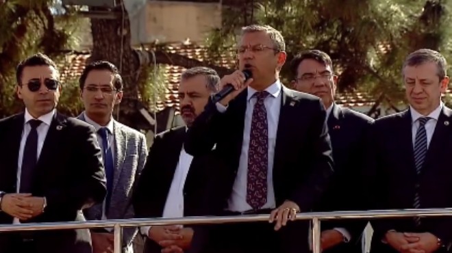 Özel, belediye başkanı Pehlivan’ı hedef aldı: Menemen de 3 Milyar TL buharlaştı!