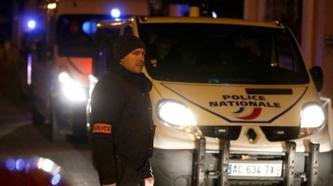 Paris te karnavalda patlama: 5 i ağır, 20 yaralı