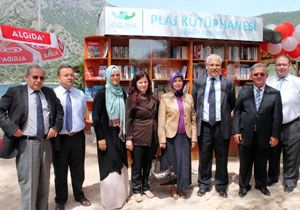 Muğla da Türkiye de bir ilk: Plaj kütüphanesi